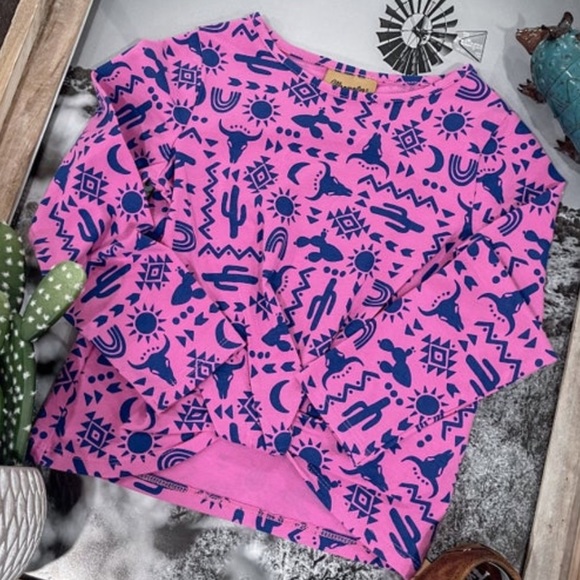 Wrangler Girls Pink/Blue Western Icons Twist Front Long Sleeve Top/Shirt|NEW/NWT - Picture 1 of 7